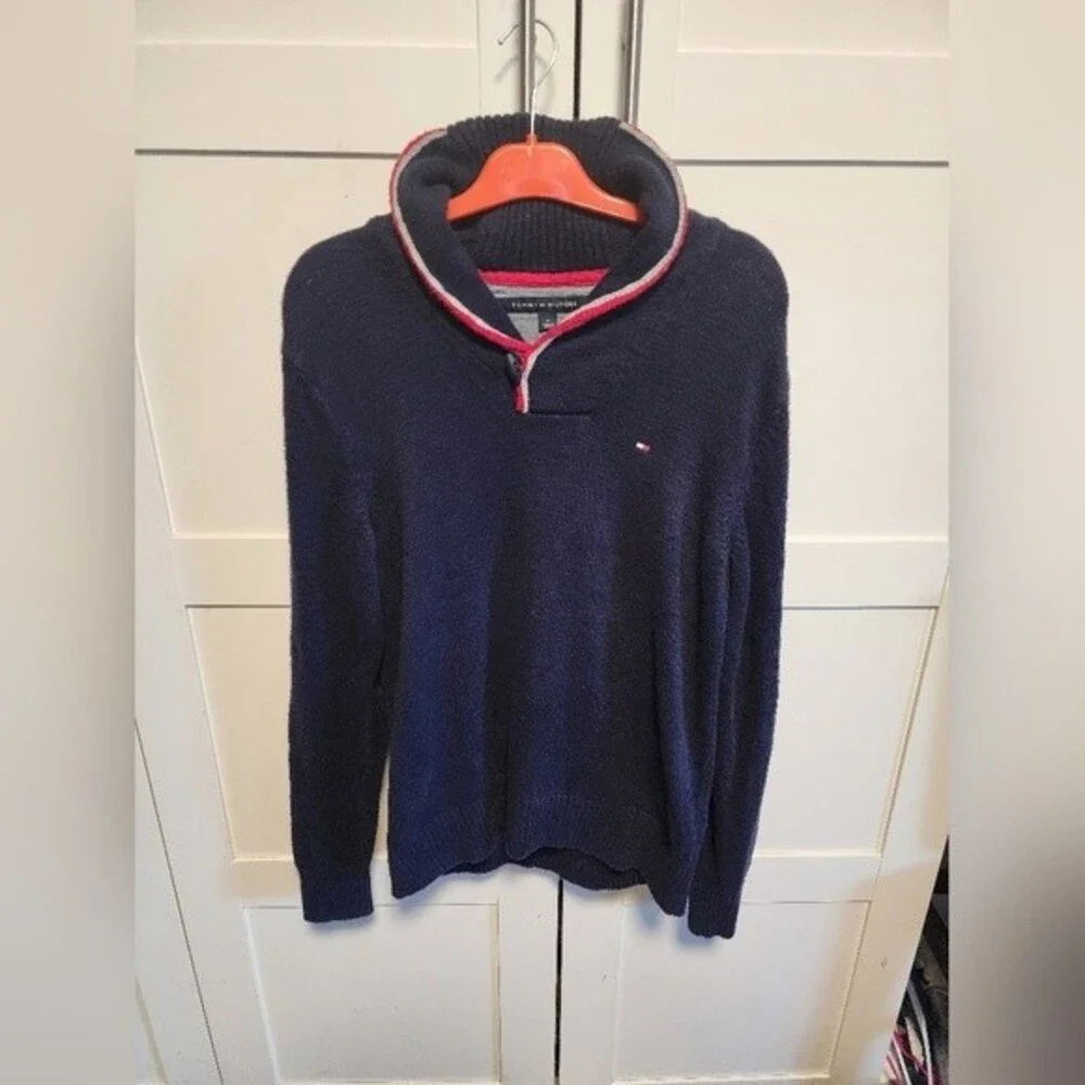 TOMMY HILFIGER PULL ON sweater Medium